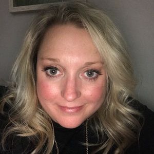 Meet your Posher, Courtney